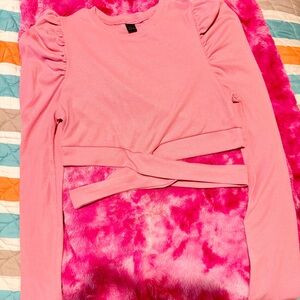 SHEIN, size L crop top puff sleeves sweater with cris cross around the bottom.